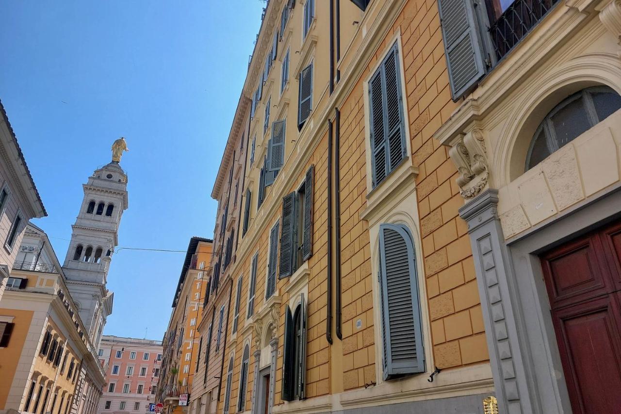 Piccola Piazza Della Liberta — Photos 3